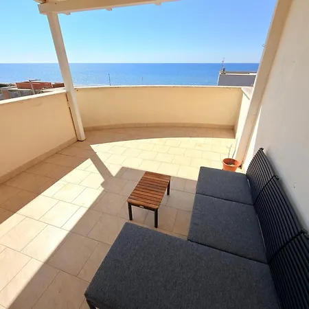 Meduse Seafront - Attico Al Mare