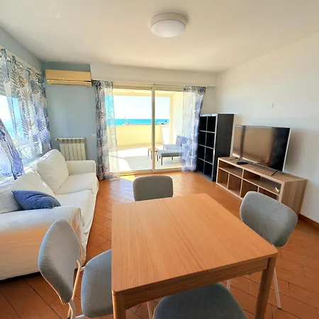 Apartamento Meduse Seafront - Attico Al Mare Torvaianica