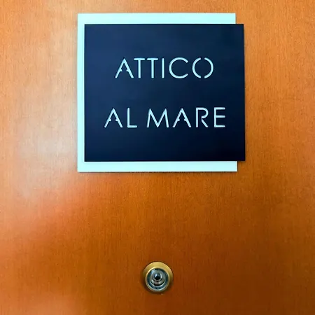 Apartamento Meduse Seafront - Attico Al Mare *
